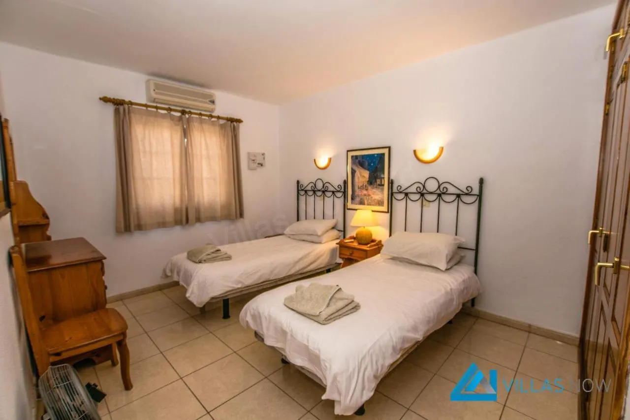 Las Brisas 112 - Lh1033 By Villas Now Ltd Playa Blanca  Spain
